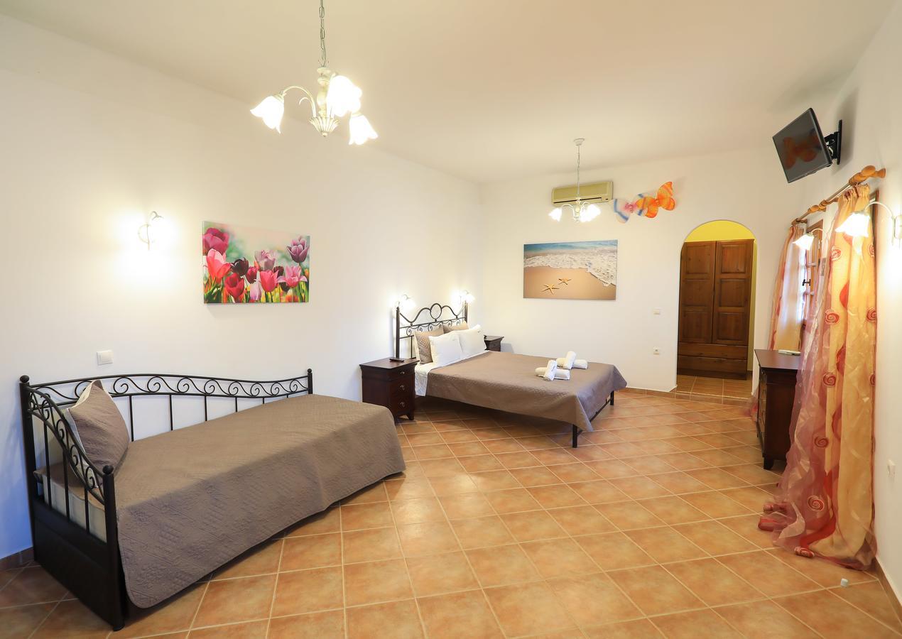 Armonia By Grispos Villas Schoinoussa Exterior photo